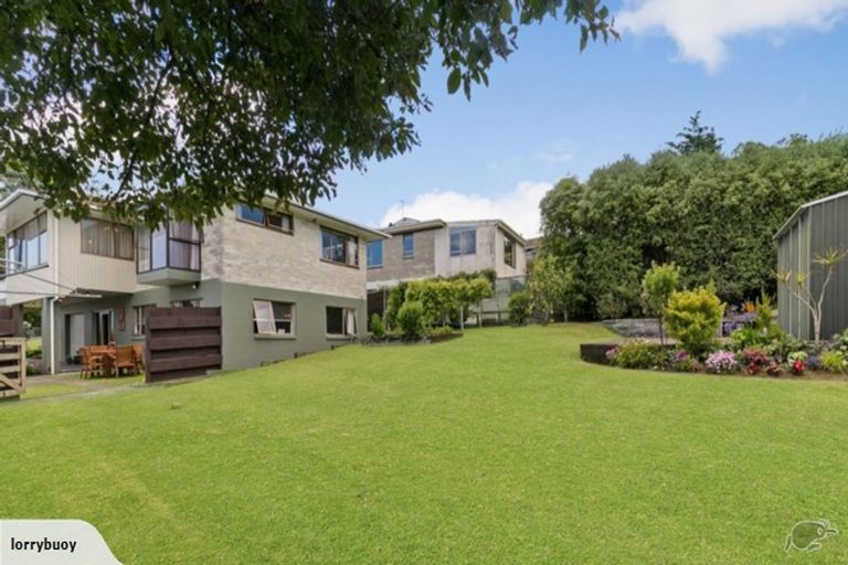 Photo of property in 42 Paparata Road, Bombay, 2675