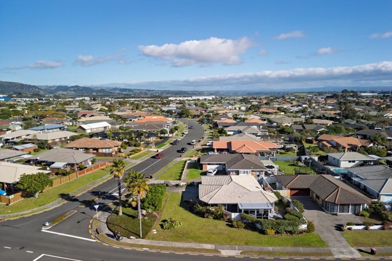 Photo of property in 2 Lotus Avenue, Mount Maunganui, 3116