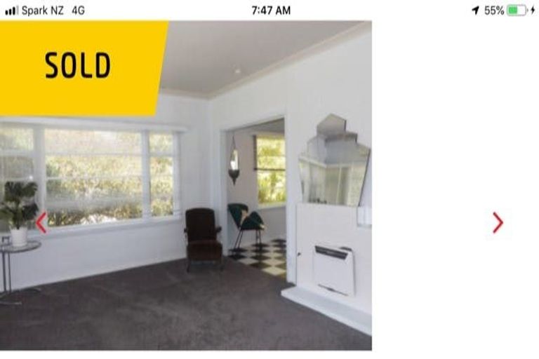 Photo of property in 341 Oxford Street, Levin, 5510