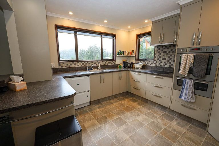 Photo of property in 71 Glenross Street, Glenross, Dunedin, 9011