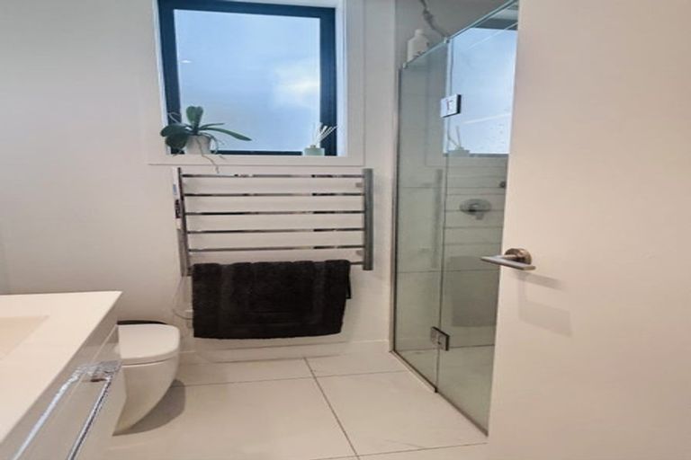 Photo of property in 2/445 Hibiscus Coast Highway, Orewa, 0931