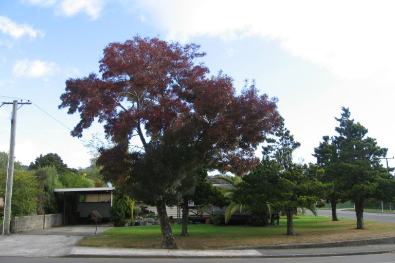 Photo of property in 52 Heretaunga Square, Silverstream, Upper Hutt, 5019