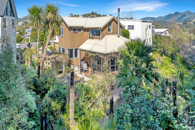 Photo of property in 119 Chevron Crescent, Whangamata, 3620