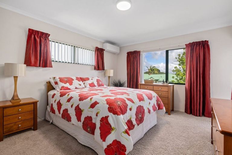 Photo of property in 3 Solander Drive, Welcome Bay, Tauranga, 3112