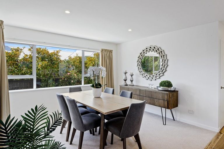 Photo of property in 85 Beachville Road, Redcliffs, Christchurch, 8081