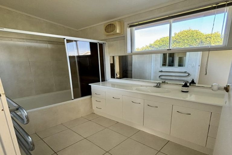 Photo of property in 57 Taylors Road, Mount Albert, Auckland, 1025