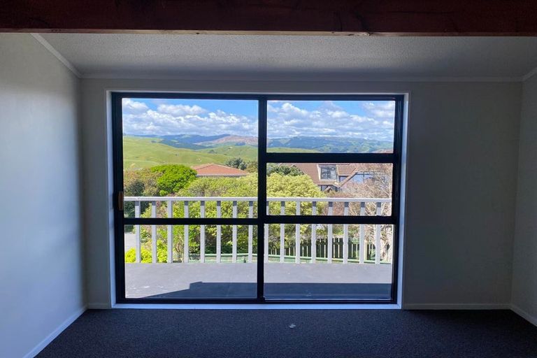 Photo of property in 7b Tregony Place, Camborne, Porirua, 5026