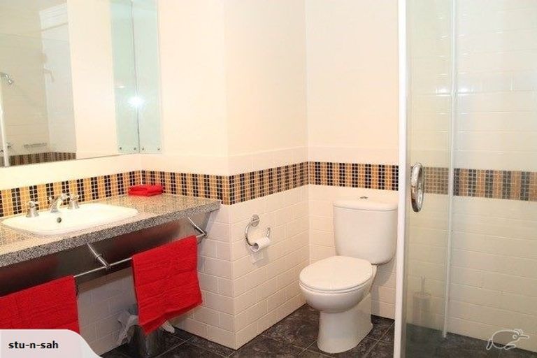 Photo of property in The Heritage Hotel Apartments, 604/35 Hobson Street, Auckland Central, Auckland, 1010