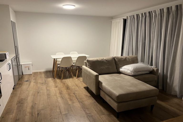 Photo of property in 1/28 Alexander Street, Cockle Bay, Auckland, 2014