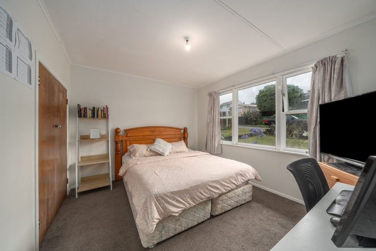 Photo of property in 65 Waihora Crescent, Waitangirua, Porirua, 5024