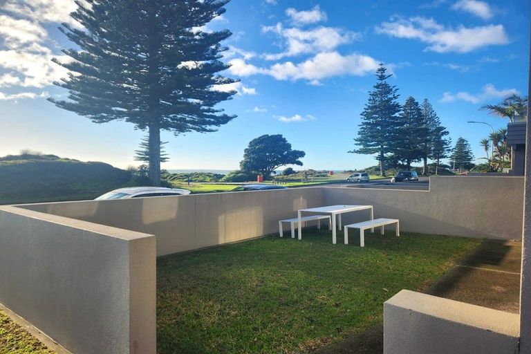 Photo of property in 90b Marine Parade, Mount Maunganui, 3116