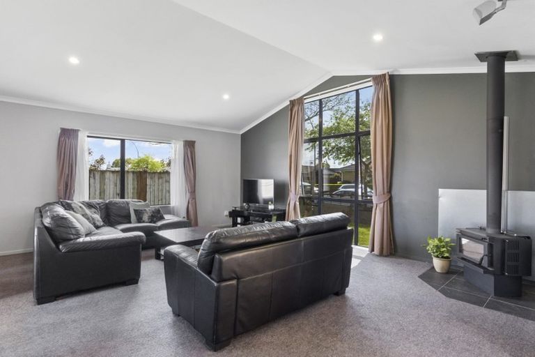 Photo of property in 9 Farringdon Avenue, Rototuna North, Hamilton, 3210
