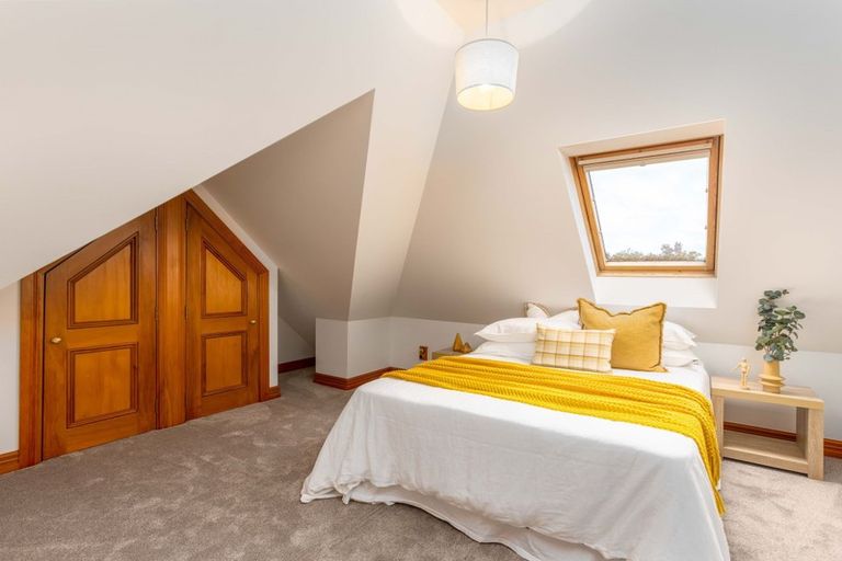 Photo of property in 24 North Parade, Richmond, Christchurch, 8013