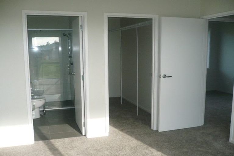 Photo of property in 12 Maxwell Road, Pukekohe, 2120