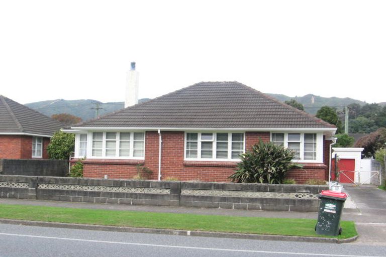 Photo of property in 213 Cambridge Terrace, Naenae, Lower Hutt, 5011