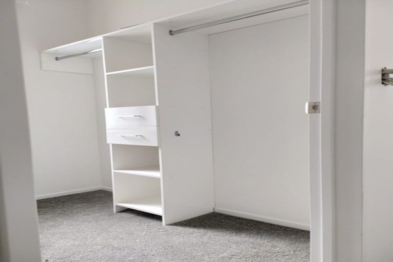 Photo of property in 4 Han Court, Glen Eden, Auckland, 0602