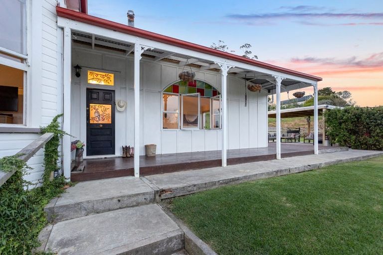 Photo of property in 12 Downer Access Road, Kaukapakapa, 0873