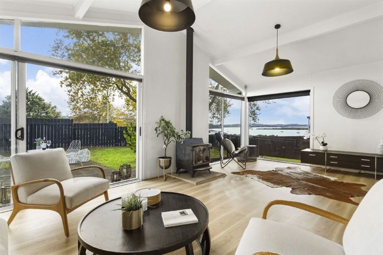 Photo of property in 349 Royal Road, Massey, Auckland, 0614