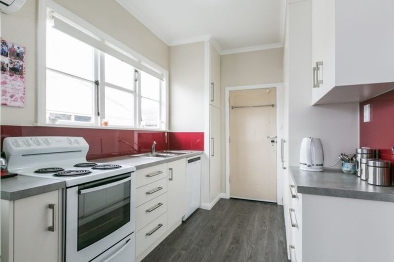 Photo of property in 48 Nuffield Avenue, Marewa, Napier, 4110