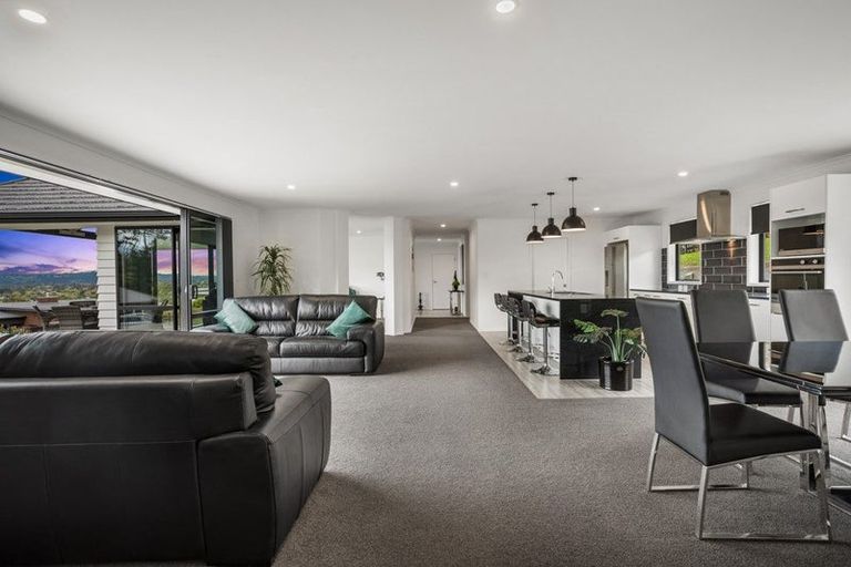 Photo of property in 104 Solan Drive, Waimauku, 0812