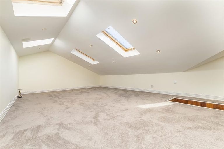 Photo of property in 2036 East Coast Road, Stillwater, Silverdale, 0993