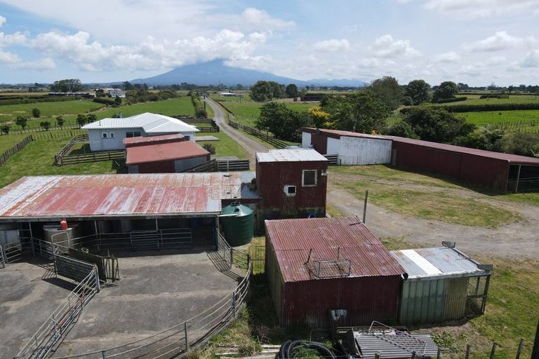 Photo of property in 124 Kahouri Road, Midhirst, Stratford, 4394