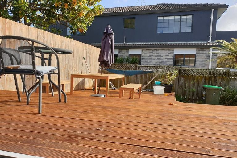 Photo of property in 2/14a Puriri Street, Takapuna, Auckland, 0622