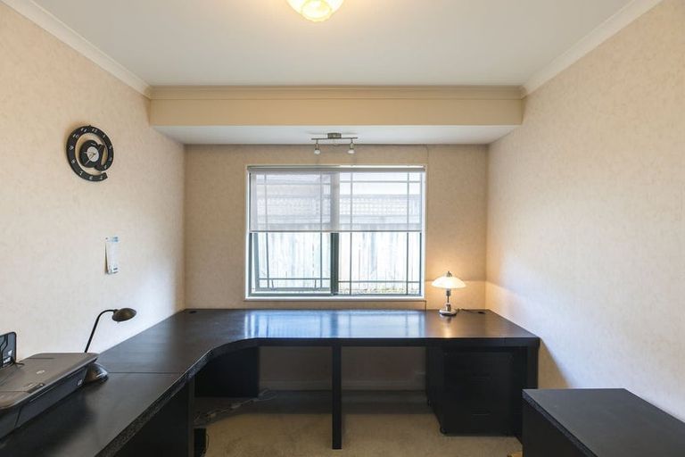 Photo of property in 15 Syracuse Place, Albany, Auckland, 0632