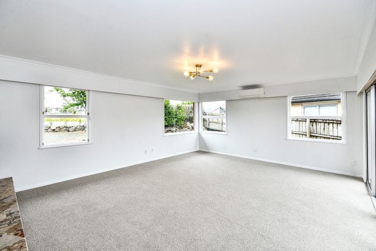 Photo of property in 20 Helenslee Road, Pokeno, 2402