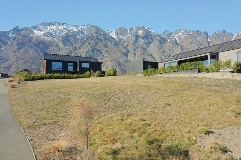 Photo of property in 23 Falconer Rise, Jacks Point, Queenstown, 9371