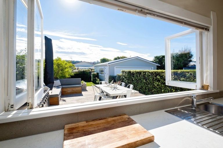 Photo of property in 67 Kennedy Road, Napier South, Napier, 4110