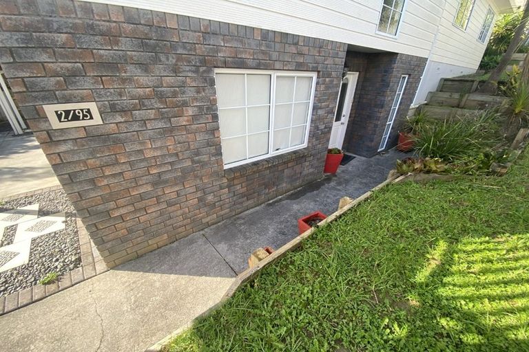 Photo of property in 2/95 Langana Avenue, Browns Bay, Auckland, 0630