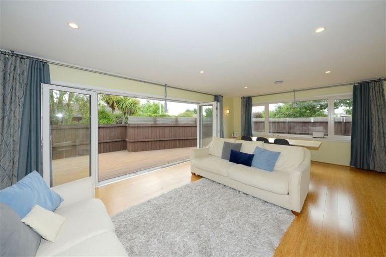 Photo of property in 185 Wairakei Road, Bryndwr, Christchurch, 8053