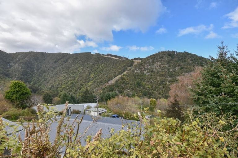 Photo of property in 11 Morepork Lane, Waipori Falls, Outram, 9073
