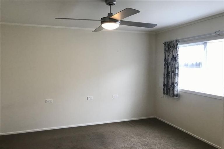 Photo of property in 117a Carlisle Road, Northcross, Auckland, 0632