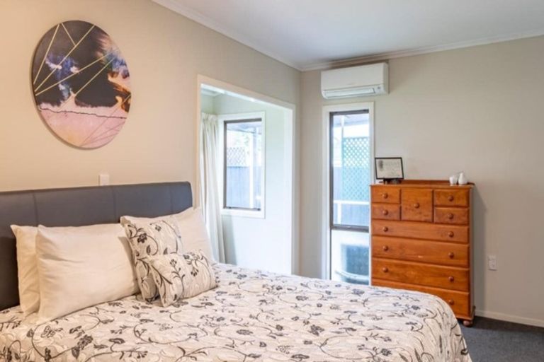 Photo of property in 37 Herbert Road, Queenwood, Hamilton, 3210