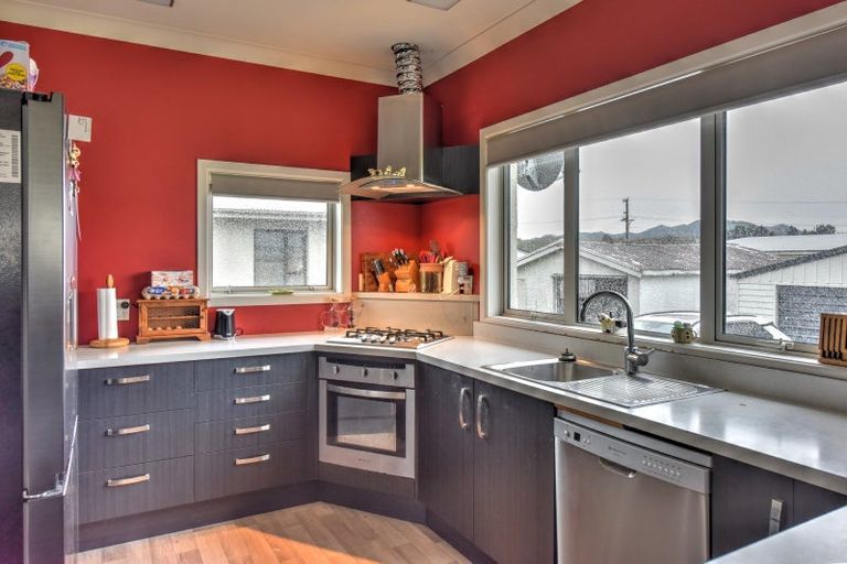 Photo of property in 125 Kitchener Street, Gore, 9710