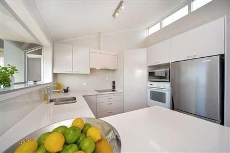 Photo of property in 23b Bayview Road, Bayview, Auckland, 0629
