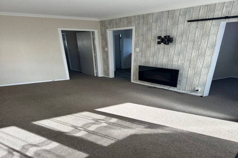 Photo of property in 1/516 Fergusson Drive, Trentham, Upper Hutt, 5018
