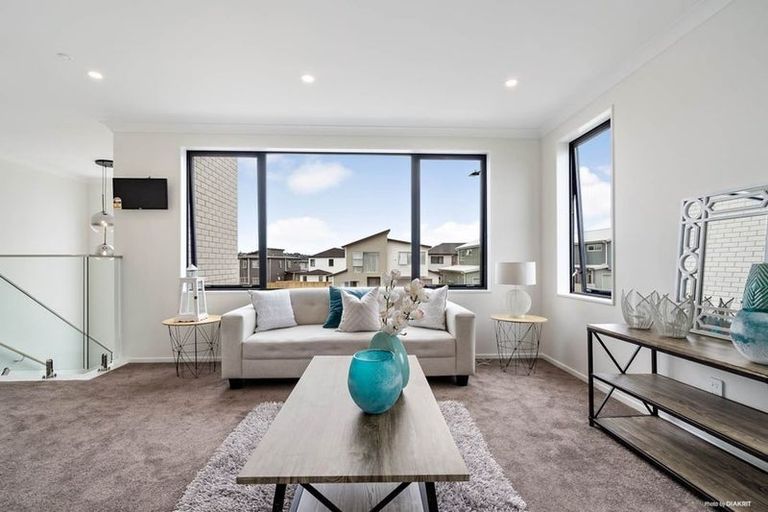 Photo of property in 7 Roa Avenue, Hobsonville, Auckland, 0616