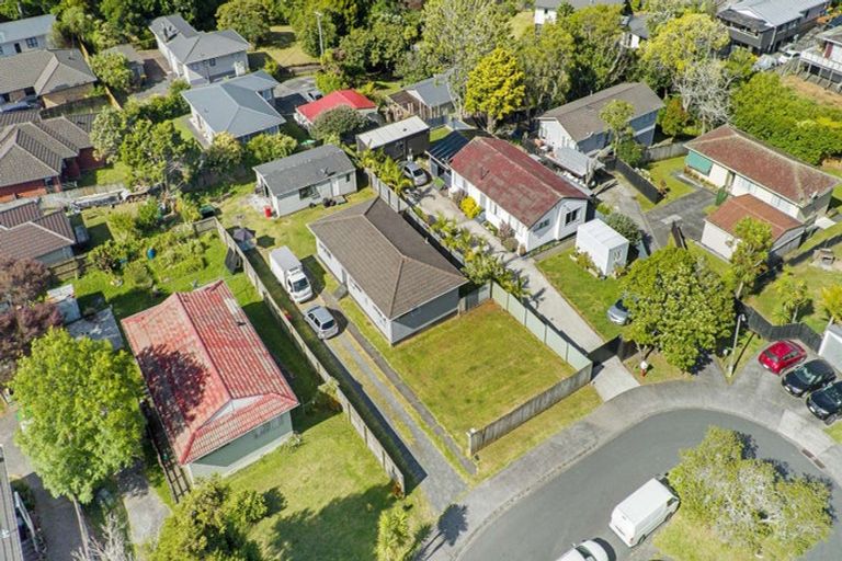 Photo of property in 6 Karina Place, Glen Eden, Auckland, 0602