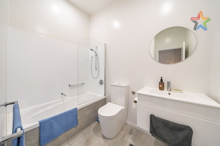 Photo of property in 21 Te Ara O Paetutu, Petone, Lower Hutt, 5012