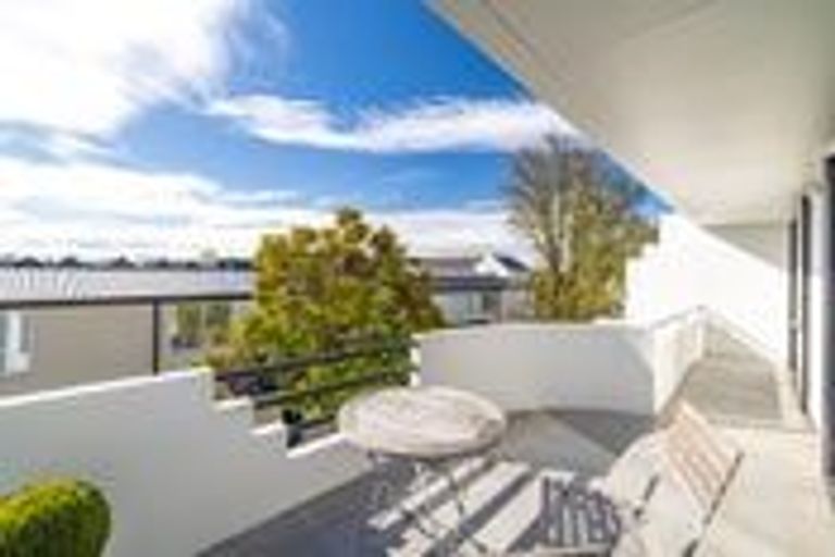 Photo of property in 5/55 Carlton Mill Road, Merivale, Christchurch, 8014