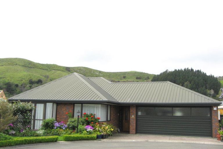 Photo of property in 33 Tasman Street, The Wood, Nelson, 7010