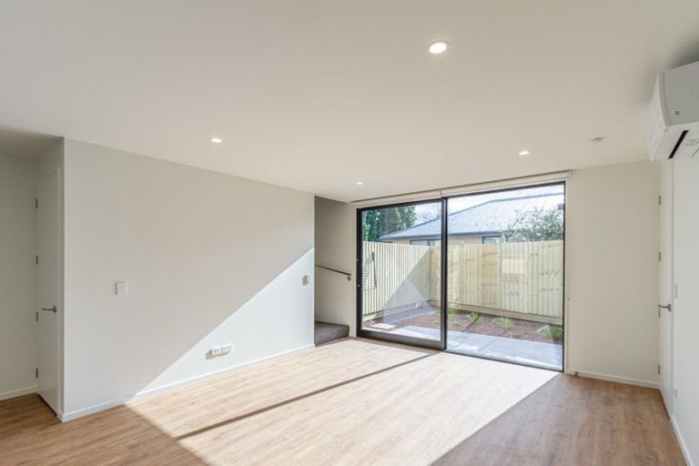 Photo of property in 4/15 Cargill Place, Richmond, Christchurch, 8013