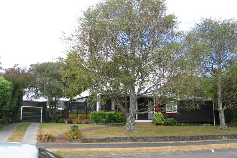 Photo of property in 30 Kentucky Street, Totara Park, Upper Hutt, 5018