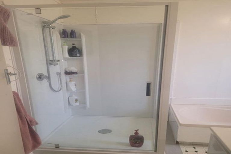 Photo of property in 40 Hine Street, New Plymouth, 4310