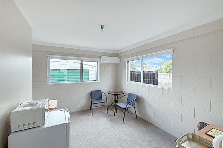 Photo of property in 20 Matuhi Rise, Henderson, Auckland, 0612