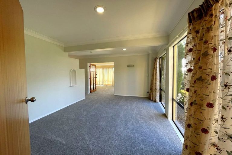 Photo of property in 2/27 Macleans Road, Bucklands Beach, Auckland, 2014