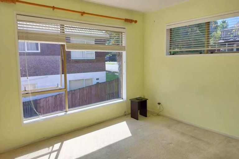 Photo of property in 4 Bramley Drive, Farm Cove, Auckland, 2012